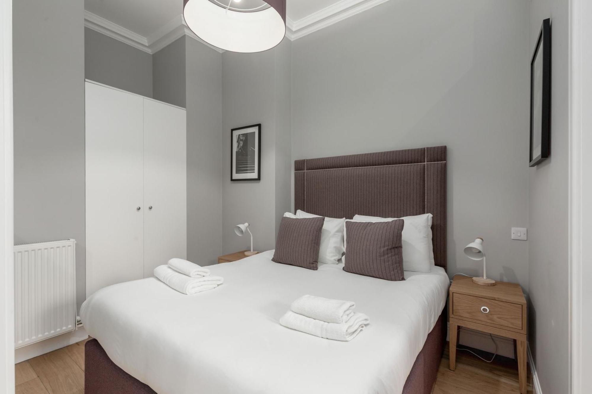 Destiny Scotland - Princes Street Residence Edinburgh Ngoại thất bức ảnh