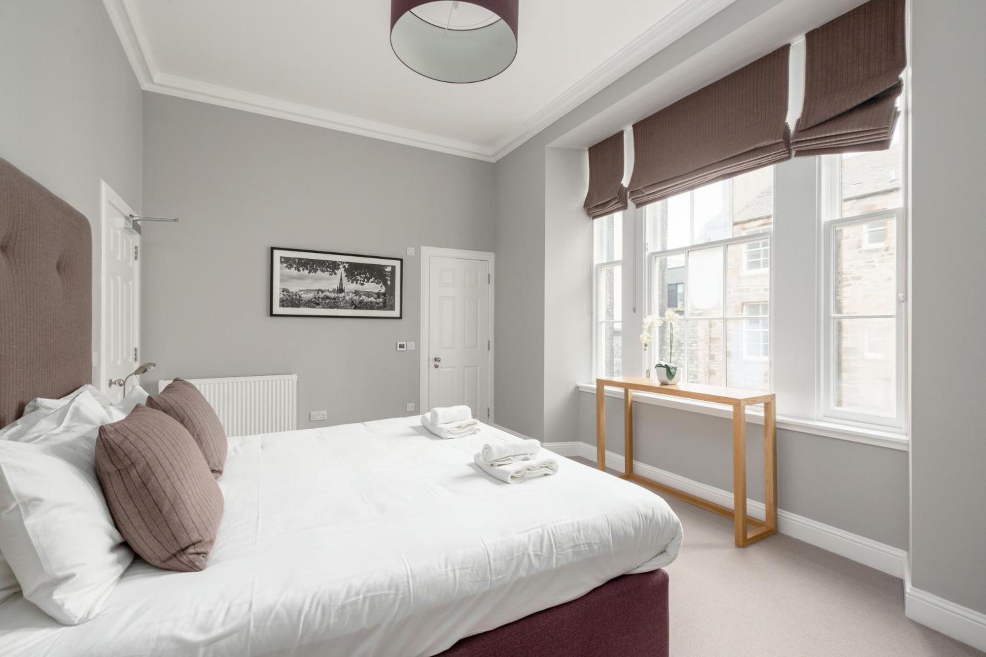 Destiny Scotland - Princes Street Residence Edinburgh Ngoại thất bức ảnh